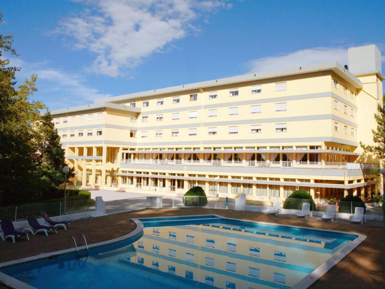 Inatel Santa Maria Da Feira Hotel Exterior photo